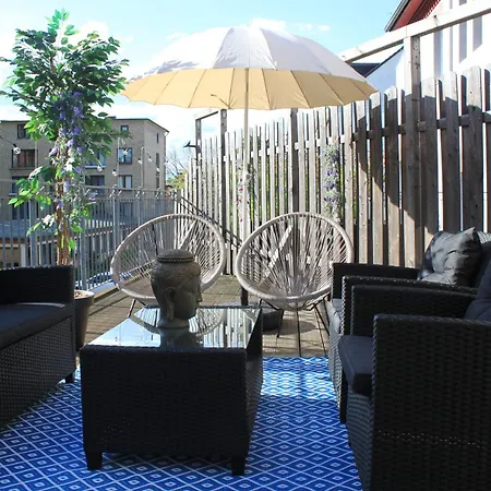 R B Apartment Hamburg Family - 108 qm mit Dachterrasse - Badewanne&Dusche - kostenloses Parken - 2 Schlafzimmer-3