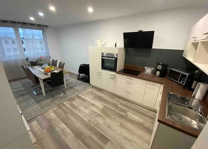 Apartment City Süd- 5 Zimmer_15 Personen _ Komplett_eingerichtet Hamburg